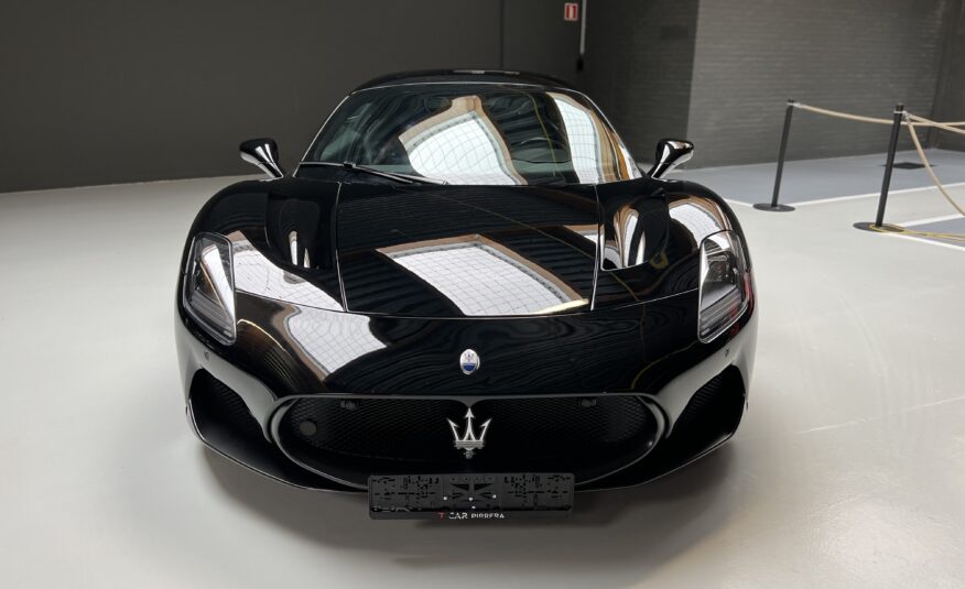 Maserati MC20