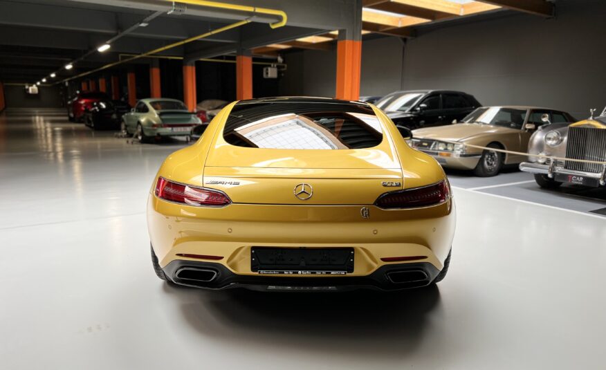 Mercedes AMG GTS 2015