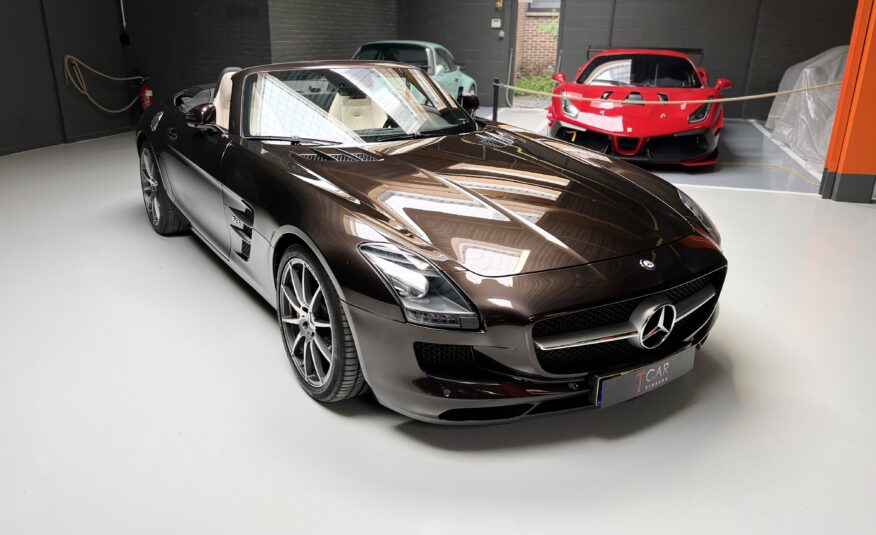 Mercedes SLS AMG Roadster