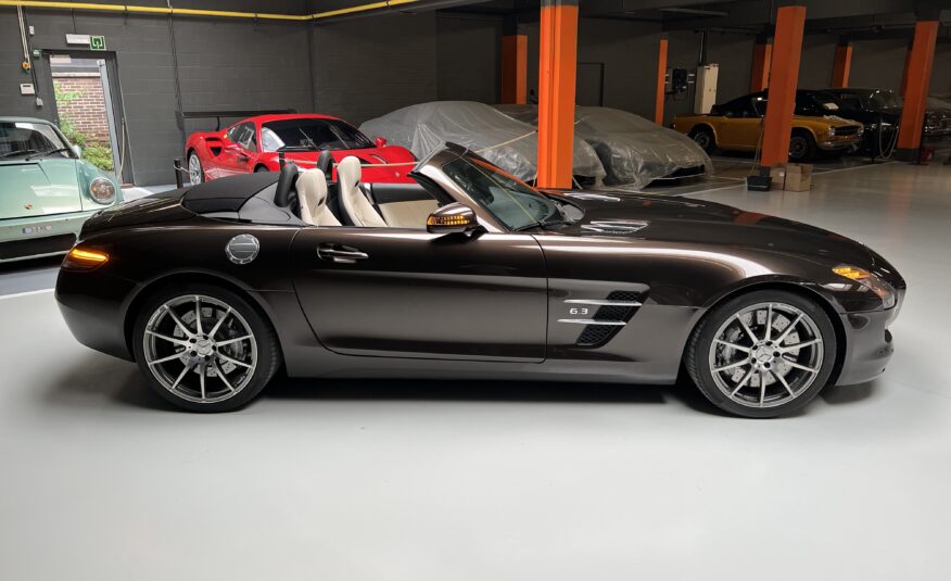 Mercedes SLS AMG Roadster