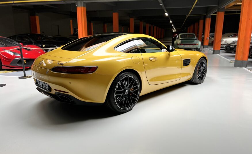 Mercedes AMG GTS 2015