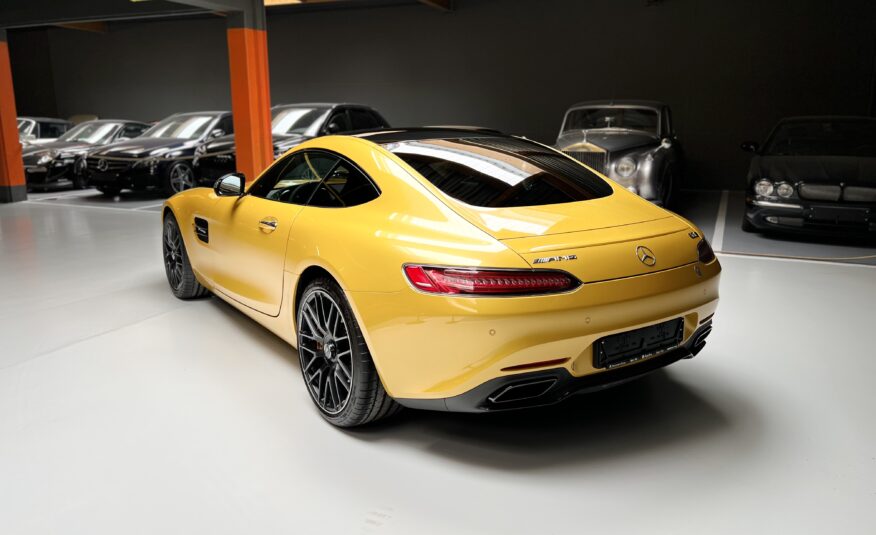 Mercedes AMG GTS 2015