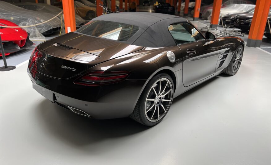 Mercedes SLS AMG Roadster