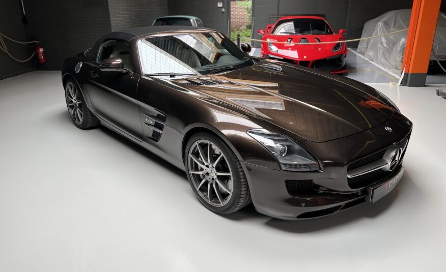 Mercedes SLS AMG Roadster