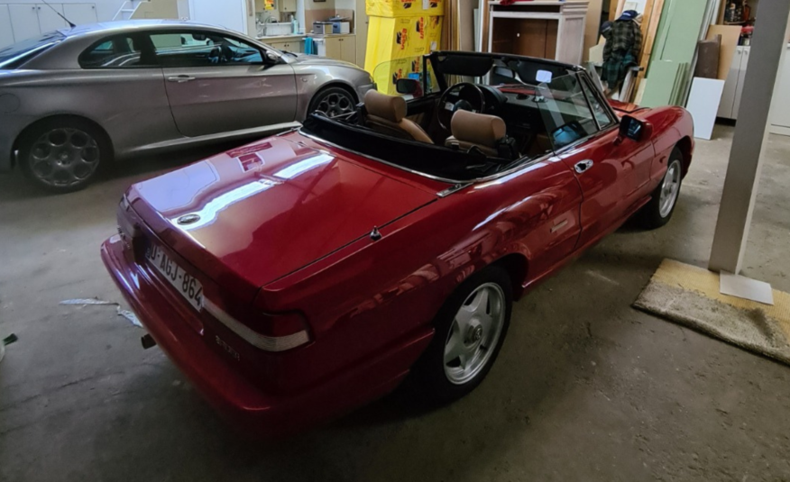 Alfa Romeo Spider