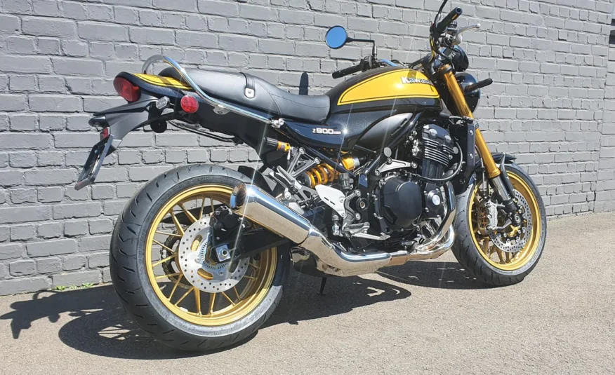 Kawasaki Z 900 RS SE