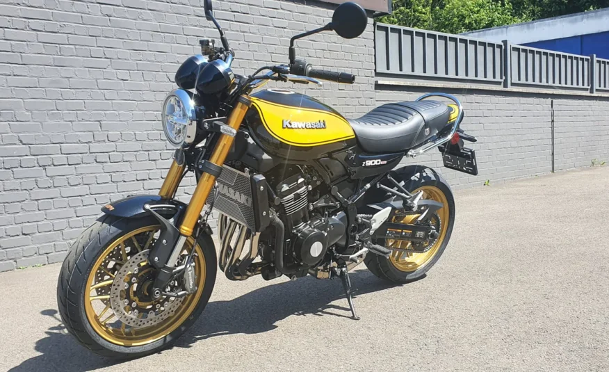 Kawasaki Z 900 RS SE