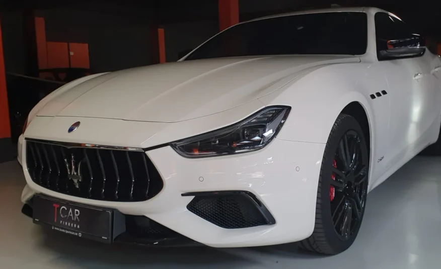 Maserati Ghibli 3.0 Turbo GranSport ** Pack NERISSIMO** 20″